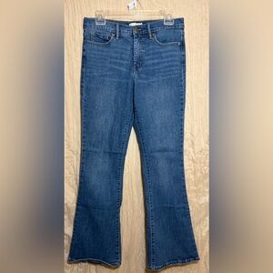 Jessica Simpson Flare Jeans Women’s Size 4 Medium Wash Stretch